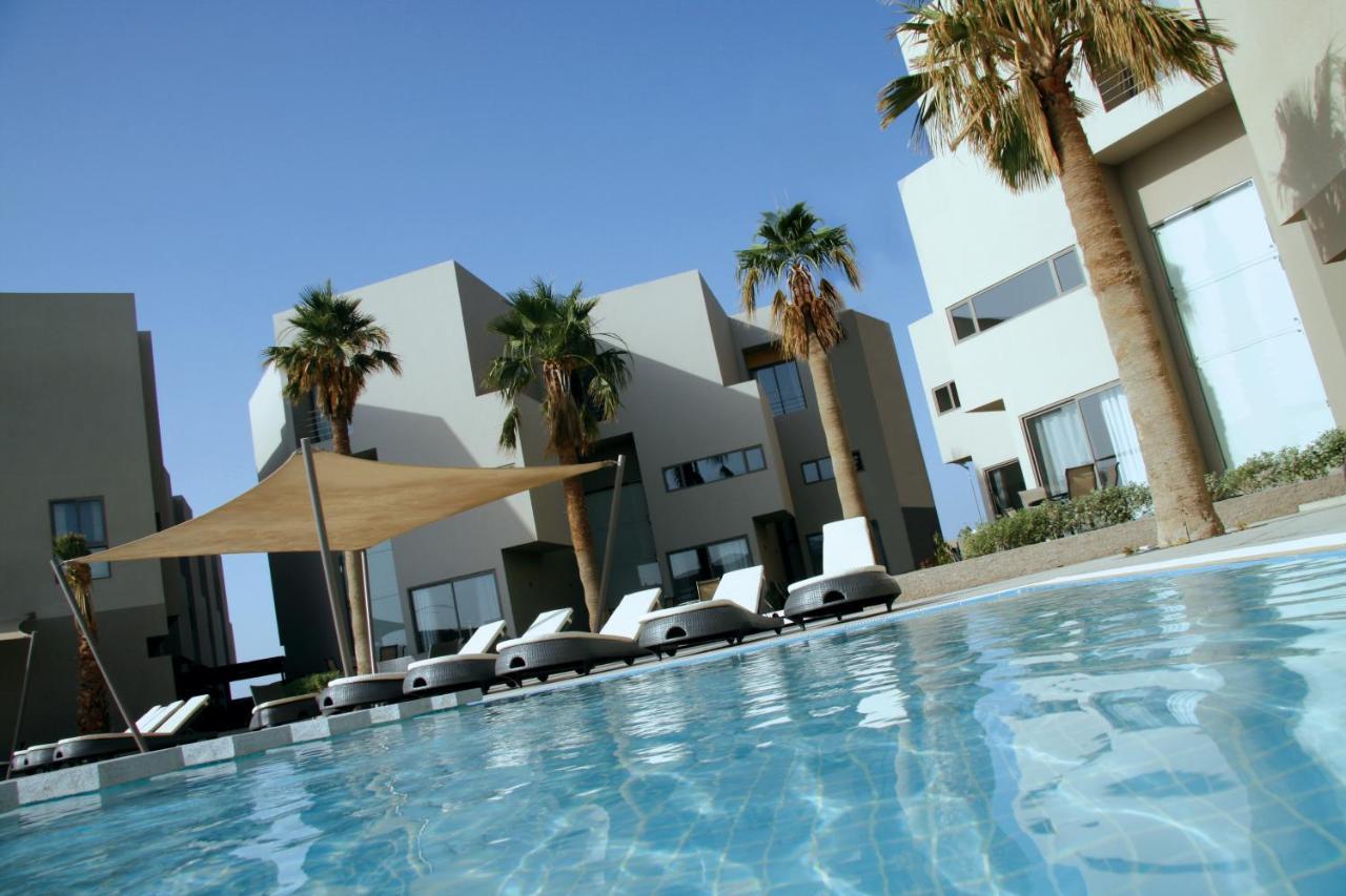 Sea Loft Villas Manama Exterior photo